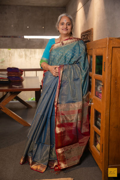 Vaidehi- Green Tissue Maheshwari Silk Cotton Handwoven Saree