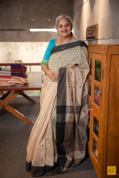 Padmamala- Off White Maheshwari Silk Cotton Handwoven Saree