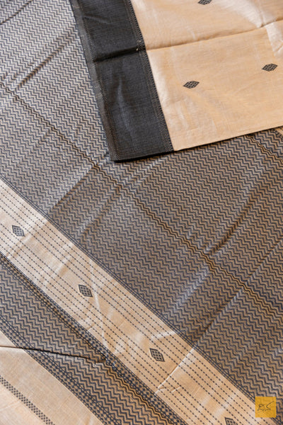 Padmamala- Off White Maheshwari Silk Cotton Handwoven Saree