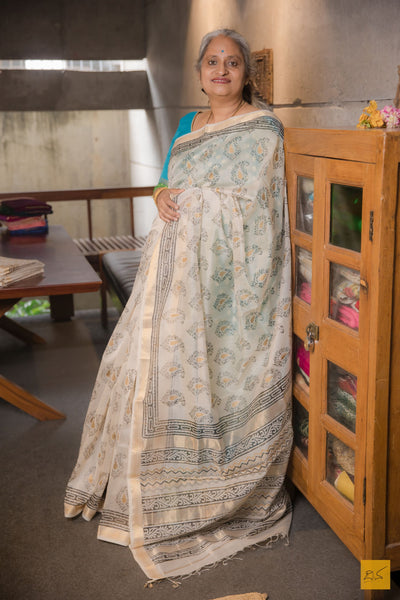 Gauthami- Off White Printed Maheshwari Silk Cotton Handwoven Saree