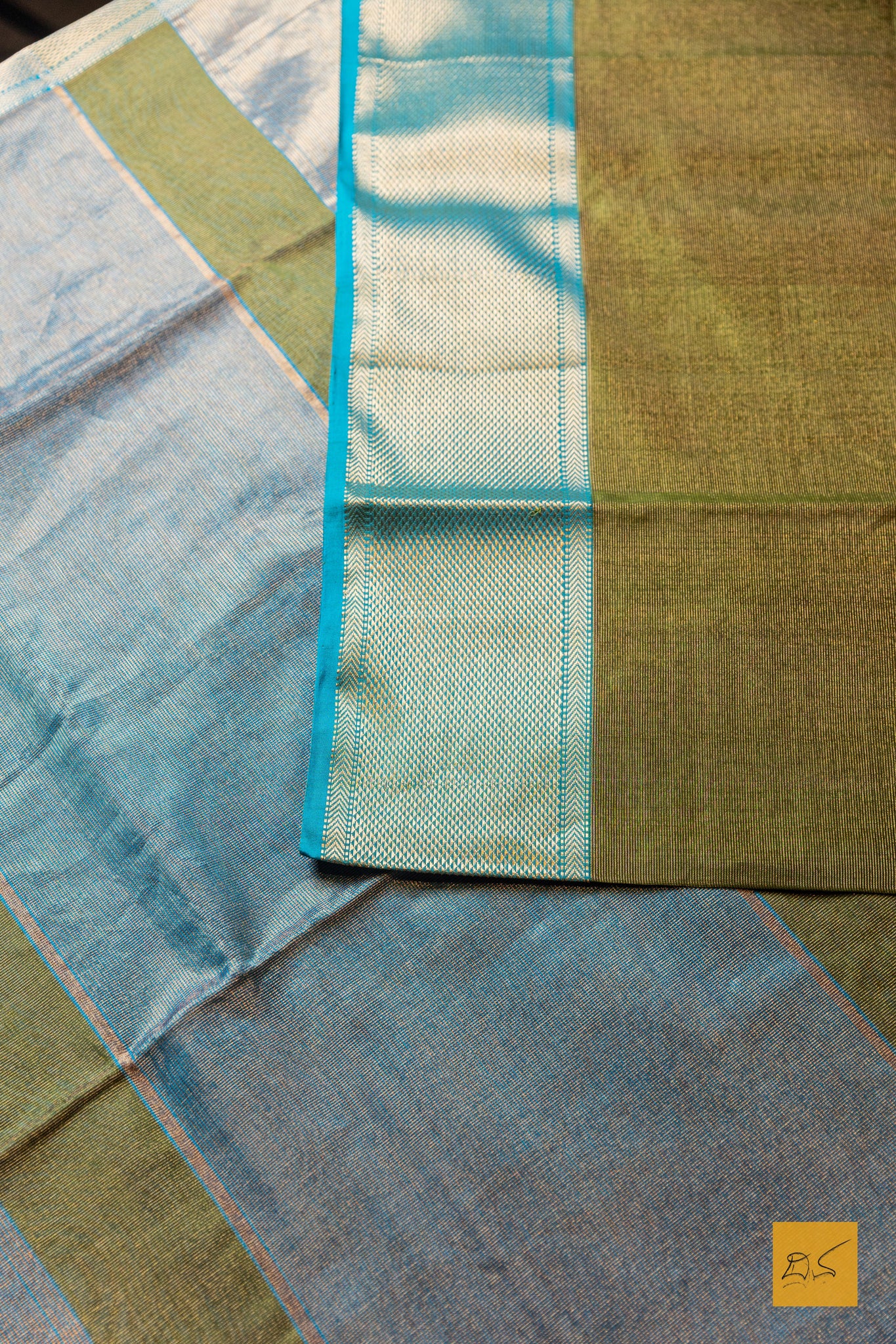Nithya- Green-Blue Tissue Maheshwari Silk Cotton Handwoven Saree
