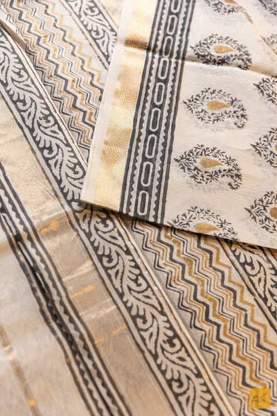 Gauthami- Off White Printed Maheshwari Silk Cotton Handwoven Saree