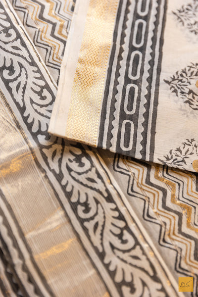 Gauthami- Off White Printed Maheshwari Silk Cotton Handwoven Saree