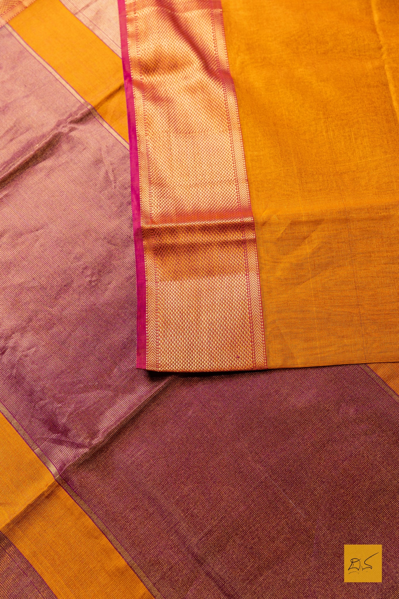 Nirakara- Orange-Pink Tissue Maheshwari Silk Cotton Handwoven Saree
