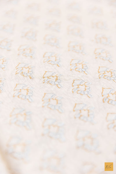 Ishani- Off White Printed Maheshwari Silk Cotton Handwoven Saree