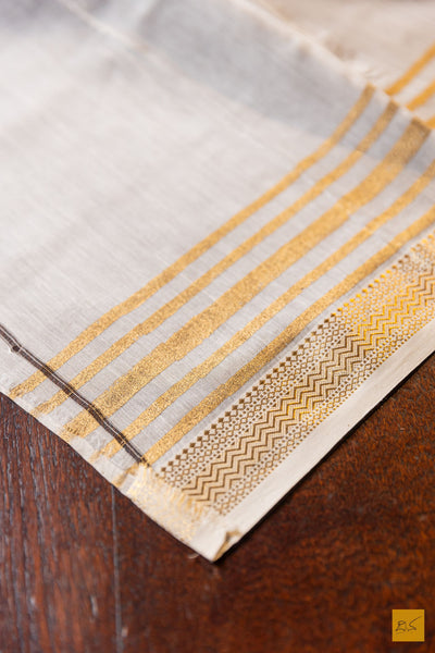 Ishani- Off White Printed Maheshwari Silk Cotton Handwoven Saree