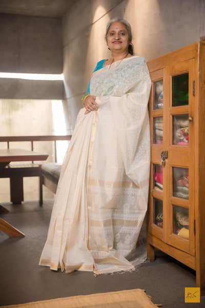 Jahnavi- Off White Printed Maheshwari Silk Cotton Handwoven Saree