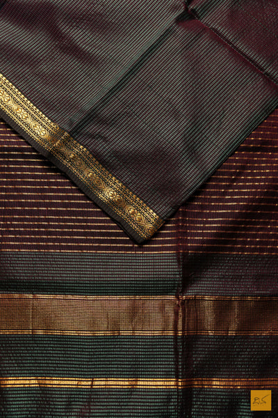 Swasthi- Green- Red Maheshwari Garbh Reshmi Handwoven Saree