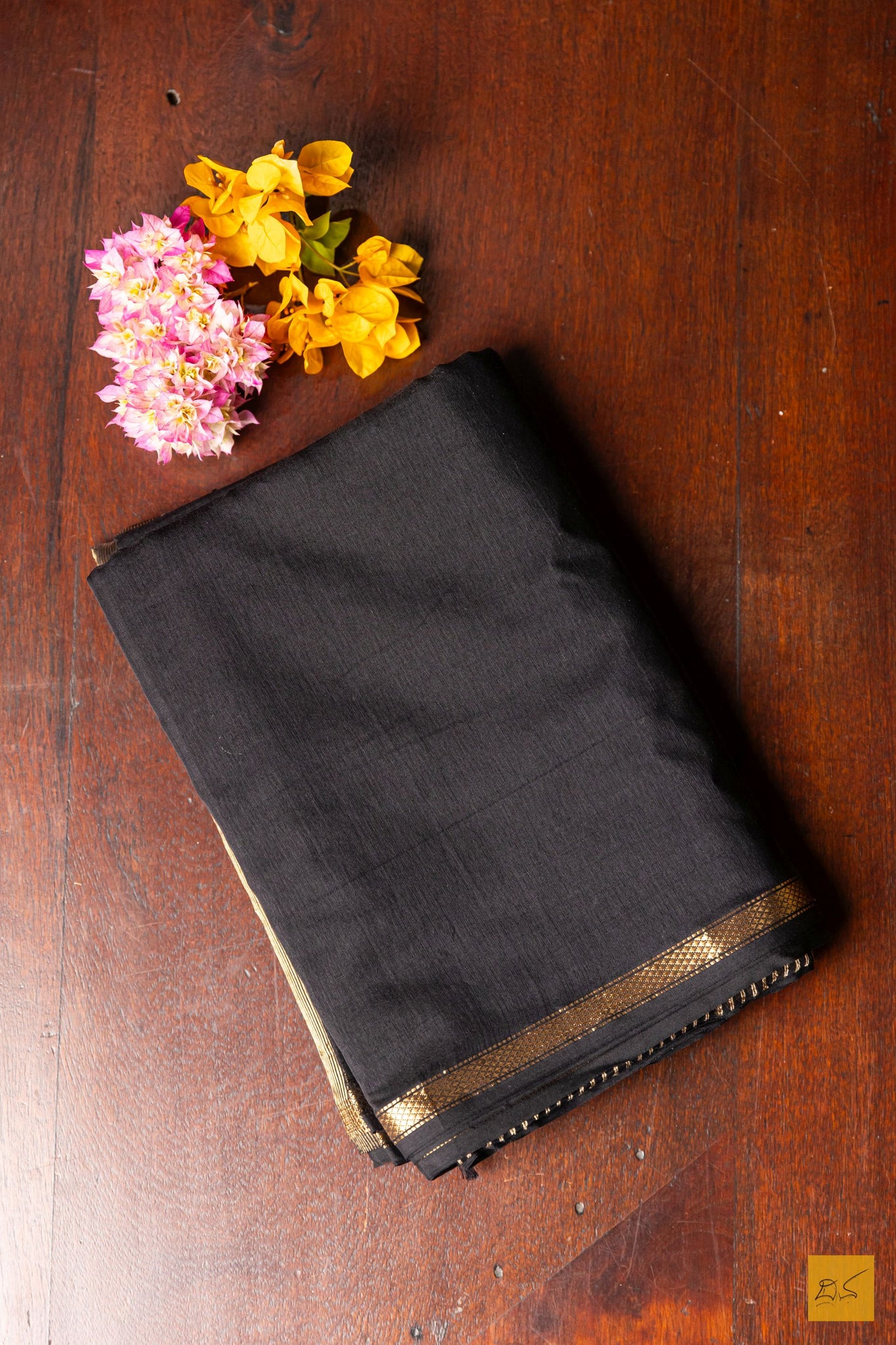 Maithri- Black Maheshwari Silk Cotton Handwoven Saree