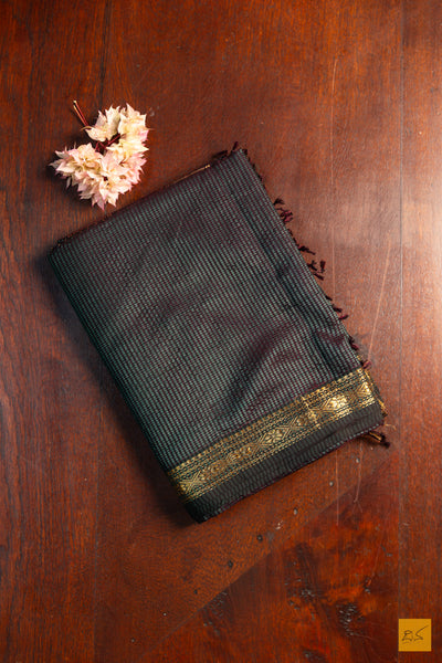 Swasthi- Green- Red Maheshwari Garbh Reshmi Handwoven Saree