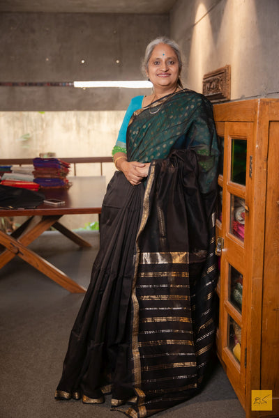 Kashika- Black Maheshwari Silk Cotton Handwoven Saree
