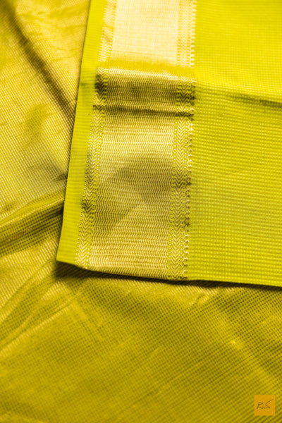 Sudha- Lime Green Maheshwari Silk Cotton Handwoven Saree