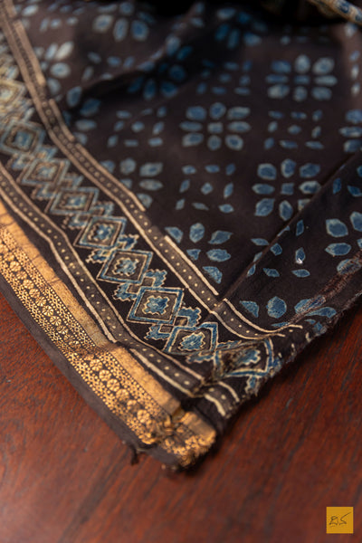 Nikethana- Black Maheshwari Silk Cotton Ajrakh Print Handwoven Saree