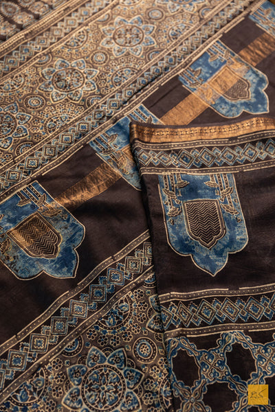 Nikethana- Black Maheshwari Silk Cotton Ajrakh Print Handwoven Saree