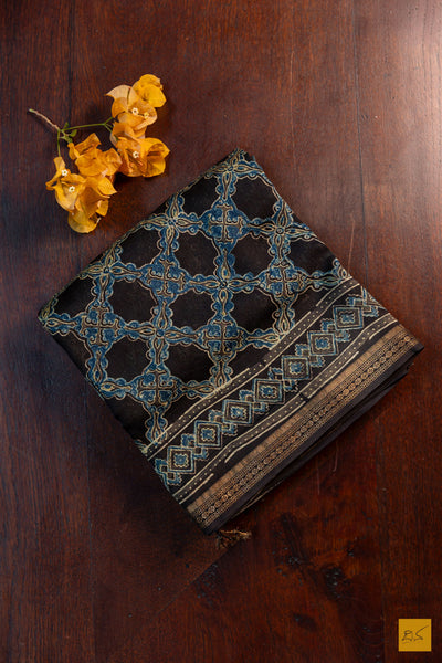 Nikethana- Black Maheshwari Silk Cotton Ajrakh Print Handwoven Saree