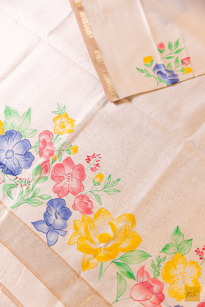 Ananya- White Maheshwari Hand Painted Silk Cotton Handwoven Saree