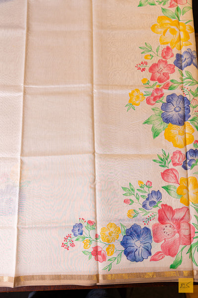 Ananya- White Maheshwari Hand Painted Silk Cotton Handwoven Saree