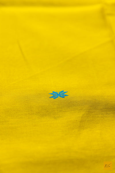 Vedhini- Yellow Maheshwari Silk Cotton Handwoven Saree