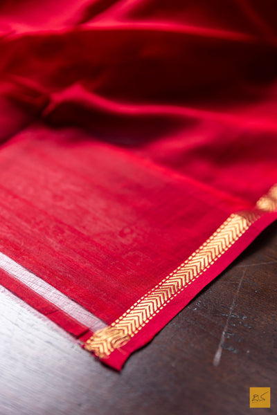 Ameya- Red Maheshwari Silk Cotton Handwoven Saree