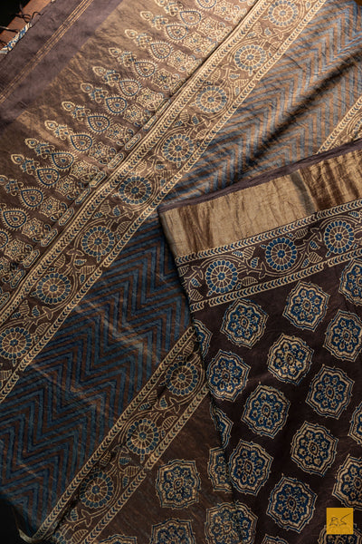 Urmila- Black Maheshwari Mulberry Silk Ajrakh Print Handwoven Saree