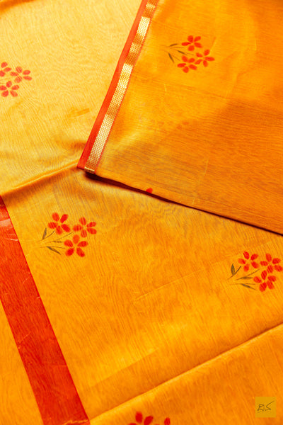 Anjali- Yellow Maheshwari Hand Painted Silk Cotton Handwoven Saree