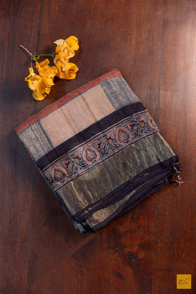 Mallika - Maheshwari Tussar Silk Ajrakh Print Handwoven Saree