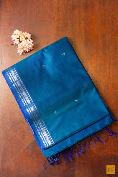 Parna- Peacock Green Maheshwari Silk Cotton Handwoven Saree