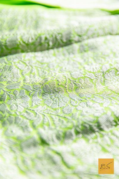 Rupavathi- Neon Green Banarasi Georgette Handwoven Saree
