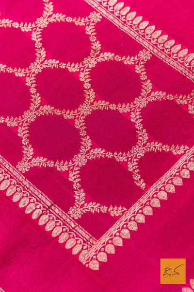 Rohini- Black-Pink Banarasi Georgette Handwoven Saree