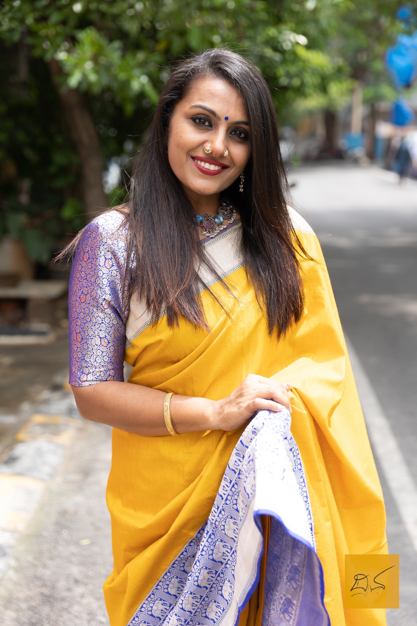 Manjal Yellow- blue Banarasi Tussar Silk Handwoven Saree