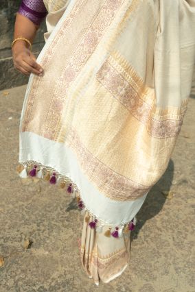 Off White Banarasi Tusser Silk Handwoven Saree