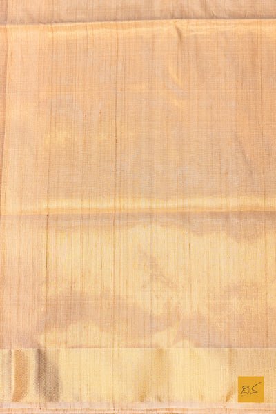 Nikitha- Cream Maheshwari Tussar Silk Handwoven Saree