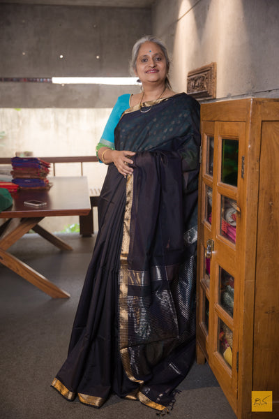 Srikala- Black Maheshwari Silk Cotton Handwoven Saree