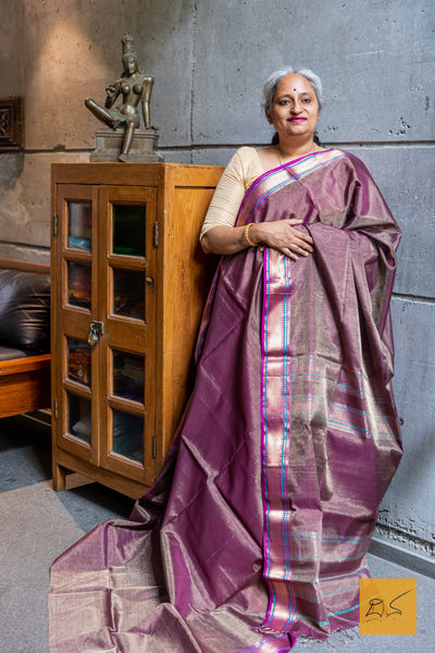 Magenta Maheshwari Silk Cotton Tissue Handwoven Saree