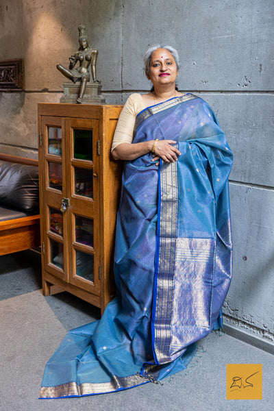 Blue Maheshwrai Silk Cotton Tissue Handwoven Saree