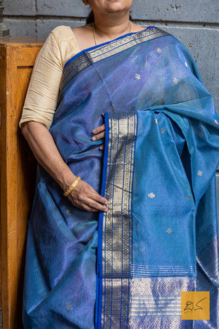 Blue Maheshwrai Silk Cotton Tissue Handwoven Saree