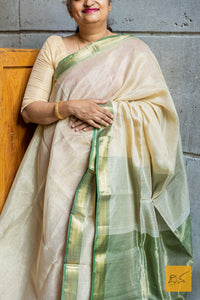 Off White & Green Maheshwari Silk Cotton Handwoven Saree