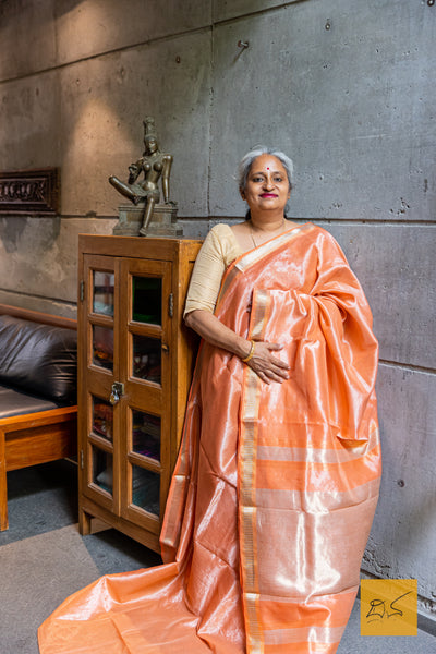 Peach Silver Maheshwari Silk Cotton Tissue Handwoven Saree