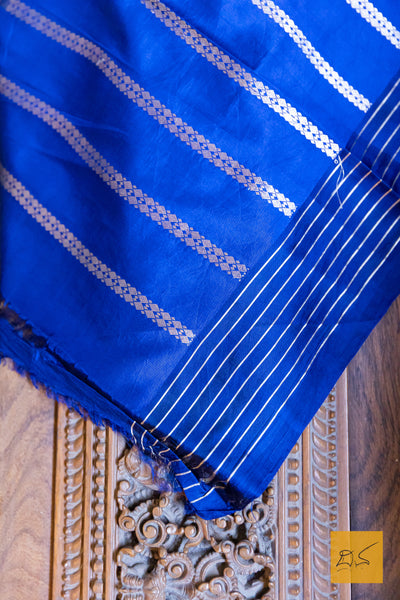 Indian wedding, festivals, handwoven saree for classical music singers, dancers, architects, saree connoisseurs, saree collectors, brides, bridesmaids. This is a pure katan silk saree which has a very soft drape and can be accessorised with diamonds, peals, precious stone jewellery depending on the occasion. Looks dressy with a gajra too. Traditional yet contemporary in its look.