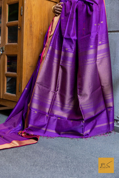 Purple-Red Mahehwari Silk Cotton Handwoven Saree