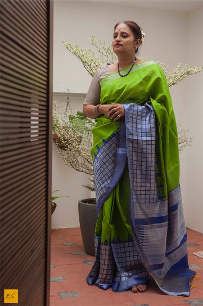 This is a gorgeous dupion silk handwoven Saree with blue and green body. New trend of Dupion Silk Saree designs,  Dupion Silk Saree for artists, art lovers, architects, saree lovers, Saree connoisseurs, musicians, dancers, doctors, Dupion Silk saree, indian saree images, latest sarees with price, only saree images, new Dupion Silk saree design.