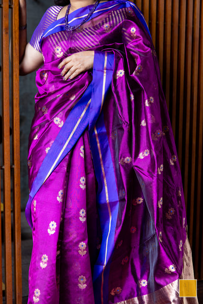 This is a gorgeous Magenta - lavender chanderi pure silk handwoven saree. New trend of Silk Dupatta designs, Silk Dupatta for artists, art lovers, architects, dupatta lovers, Dupatta connoisseurs, musicians, dancers, doctors, Silk dupatta, indian dupatta images, latest dupattas with price, only dupatta images, new Silk dupatta design.