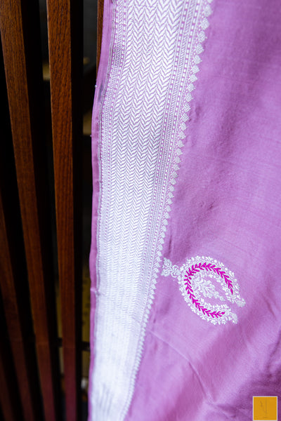 This is a beautiful Banarasi katan silk handwoven saree with intricate meenakari kadhwa buttas. Soft and easy to drape. New trend of Silk Saree designs, Silk Saree for artists, art lovers, architects, saree lovers, Saree connoisseurs, musicians, dancers, doctors, Silk Saree, indian saree images, latest sarees with price, only saree images, new Silk saree design.