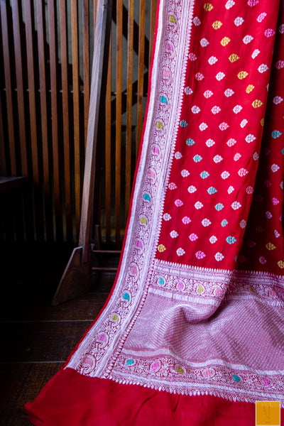 This is a beautiful Banarasi georgette handwoven saree with intricate kadhwa meenakari buttas. Soft and easy to drape. New trend of Silk Saree designs, Silk Saree for artists, art lovers, architects, saree lovers, Saree connoisseurs, musicians, dancers, doctors, Silk Saree, indian saree images, latest sarees with price, only saree images, new Silk saree design.