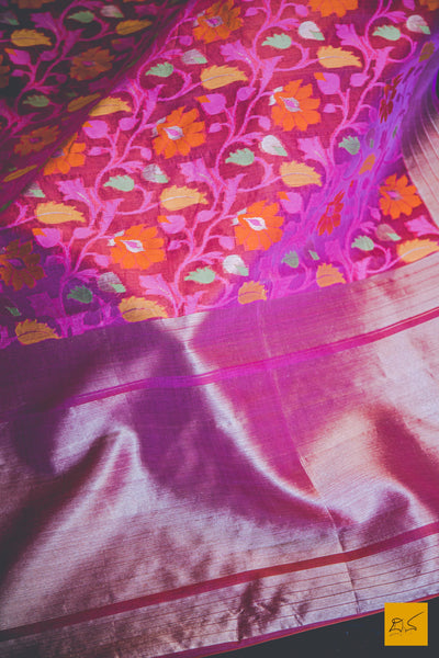 This wonderful Banarasi Kora Silk Organza Handwoven Saree has a body in pink colour. New trend of Banarasi Saree designs, Banarasi Saree for artists, art lovers, architects, saree lovers, Saree connoisseurs, musicians, dancers, doctors, Banarasi silk saree, indian saree images, latest sarees with price, only saree images, new Banarasi saree design.