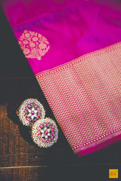 A beautiful katan silk banarasi sari with a pink body. New trend of Banarasi Saree designs, Banarasi Saree for artists, art lovers, architects, saree lovers, Saree connoisseurs, musicians, dancers, doctors, Banarasi Katan silk saree, indian saree images, latest sarees with price, only saree images, new Banarasi saree design.