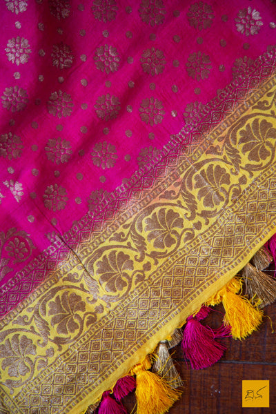 This is a gorgeous amaranth pink munga silk dupatta with antique zari and yellow border. New trend of munga Silk dupatta designs, munga Silk dupatta for artists, art lovers, architects, dupatta lovers, dupatta connoisseurs, musicians, dancers, doctors, munga Silk dupatta, indian dupatta images, latest dupattas with price, only dupatta images, new munga silk dupatta design.