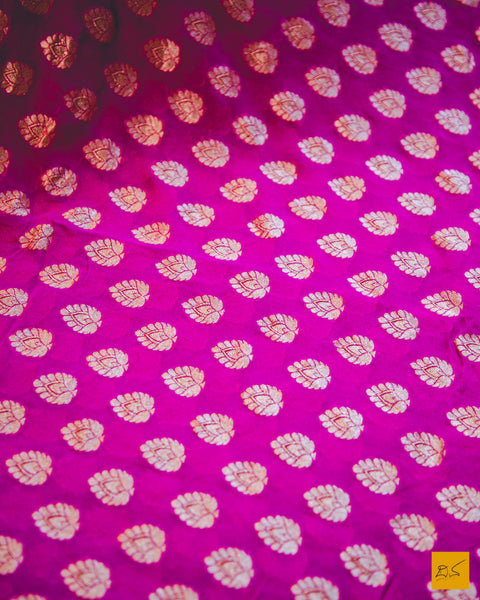 This is a wonderful georgette banarasi handwoven saree with a pink body. New trend of Banarasi saree designs, Banarasi saree for artists, art lovers, architects, saree lovers, saree connoisseurs, musicians, dancers, doctors, Banarasi Katan silk saree, indian saree images, latest sarees with price, only saree images, new Banarasi saree design.