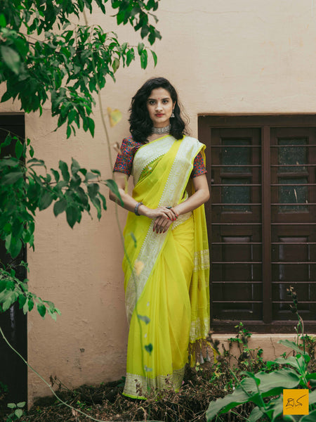 This is a wonderful georgette banarasi handwoven saree with kadhwa buttas, border and pallu in rupa zari. New trend of Banarasi saree designs, Banarasi saree for artists, art lovers, architects, saree lovers, saree connoisseurs, musicians, dancers, doctors, Banarasi Katan silk saree, indian saree images, latest sarees with price, only saree images, new Banarasi saree design.