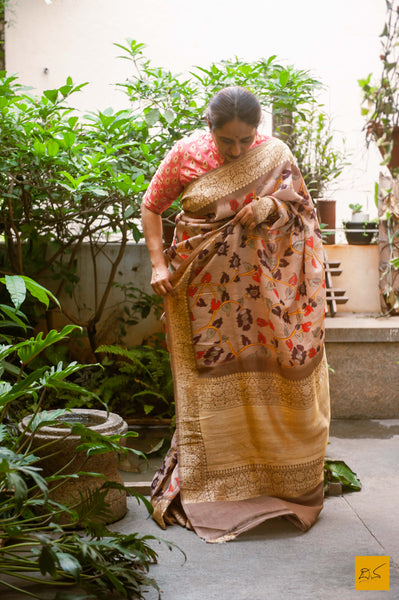 A magnificent pure banarasi tussar silk handwoven saree with kalamkari prints. New trend of Tussar Silk Saree designs, Tussar Silk Saree for artists, art lovers, architects, saree lovers, Saree connoisseurs, musicians, dancers, doctors, Tussar silk saree, indian saree images, latest sarees with price, only saree images, new Tussar Silk saree design.